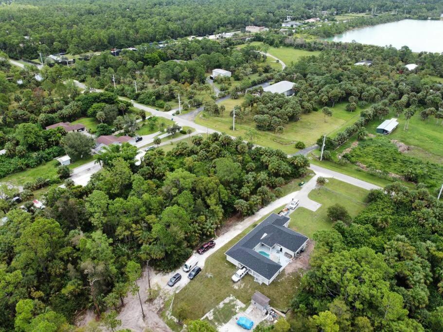 Вилла Tranquil Oasis Retreat In Golden Gate Estates Нейплс Экстерьер фото